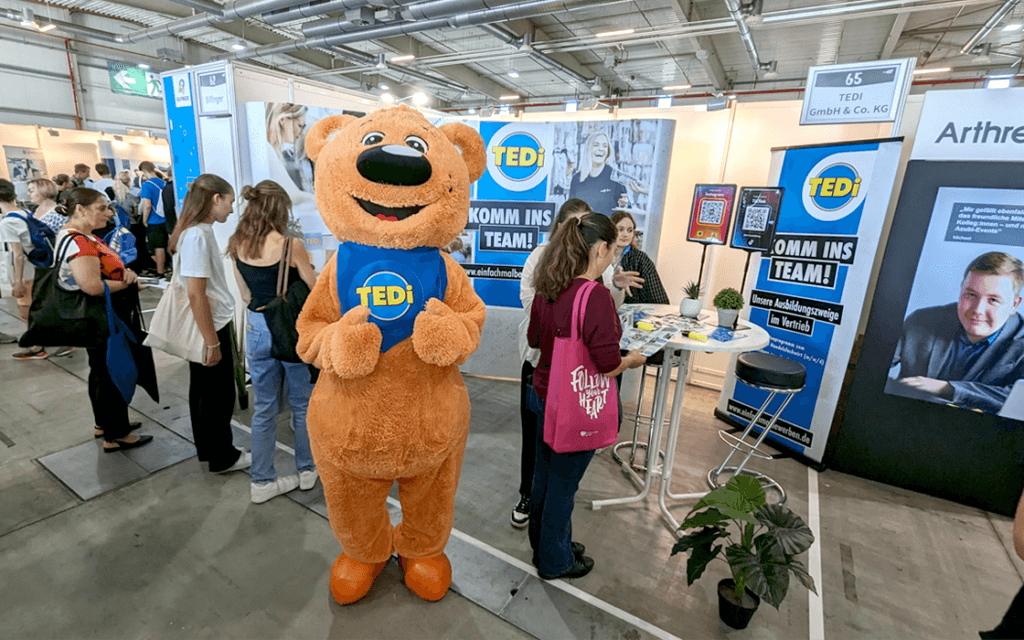 Recruiting Gen Z: erfolgreicher Messeauftritt mit Eyecatchern am Messestand © Stuzubi GmbH