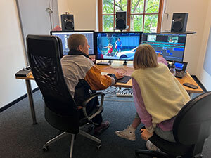 In ihrem Studium hat sich Ernie auf Filmschnitt spezialisiert © ifs Internationale Filmschule Köln