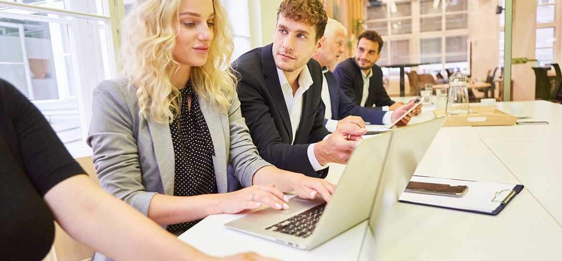 Assessment Center © Adobe Stock